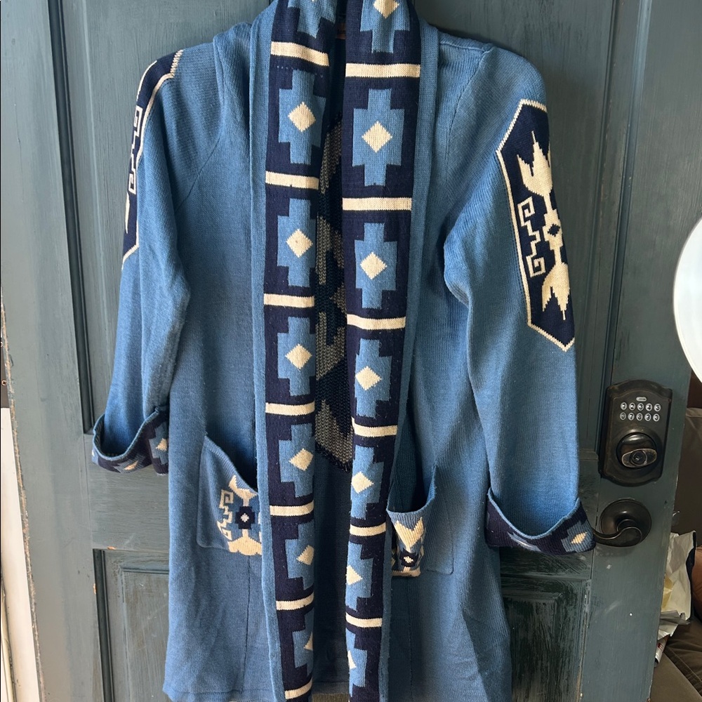 Wrangler Blue and White Geometric Cardigan - Picture 3 of 3